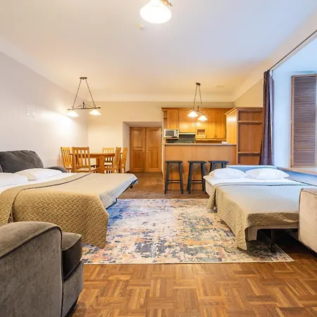 Old Town - Kohtu Apartment